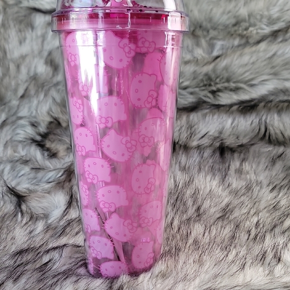 Brand New, Hello Kitty Pink Tumbler with Straw - Picture 3 of 6